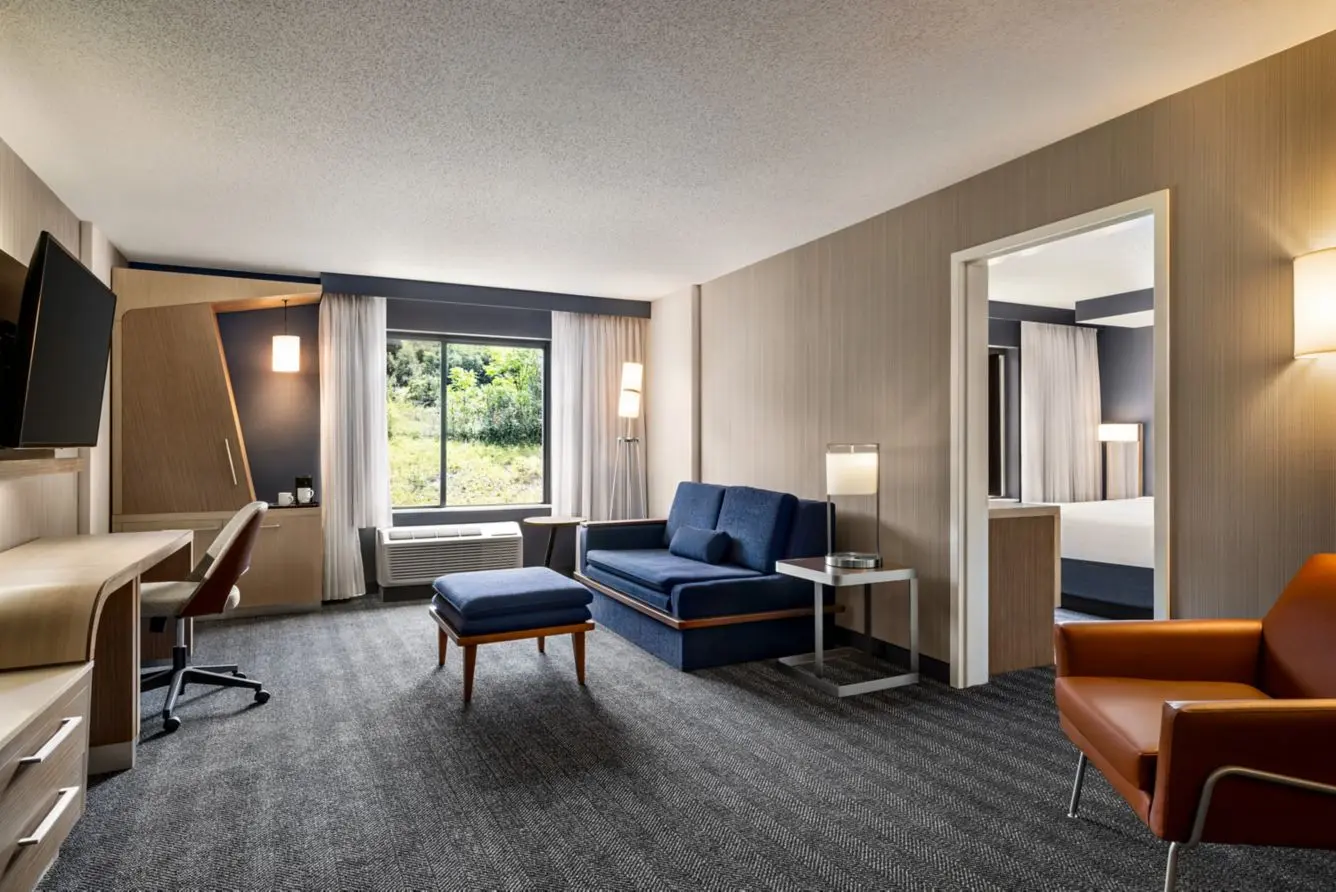 Hotel king suite refreshed by Yukon Wallpapers